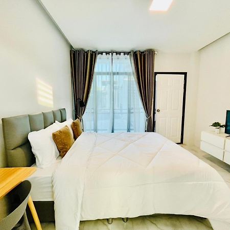 Sky View Home And Hostel Chiangmai เชียงใหม่ ภายนอก รูปภาพ