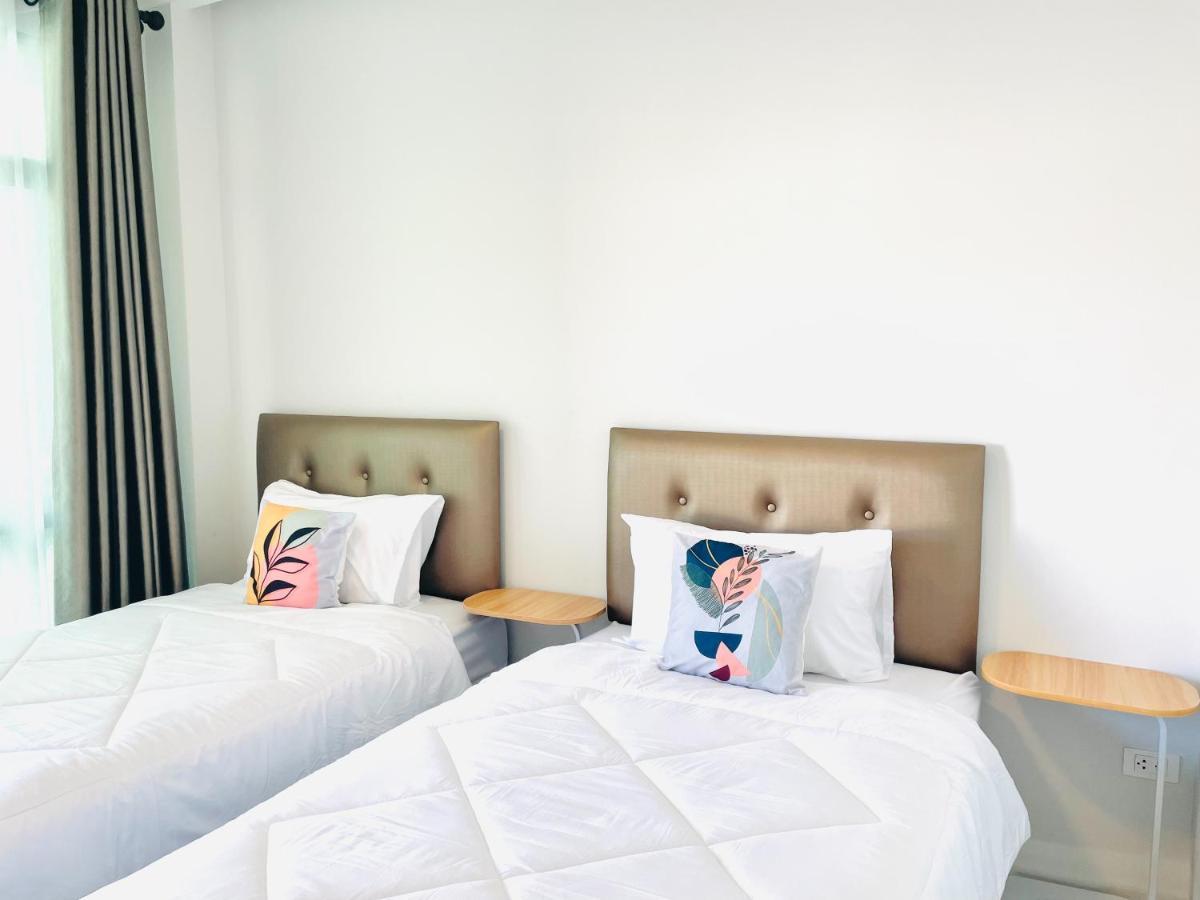 Sky View Home And Hostel Chiangmai เชียงใหม่ ภายนอก รูปภาพ