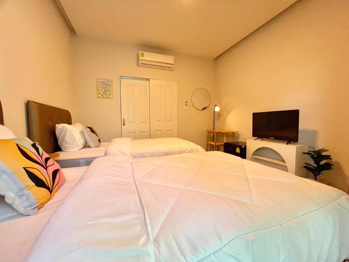 Sky View Home And Hostel Chiangmai เชียงใหม่ ภายนอก รูปภาพ