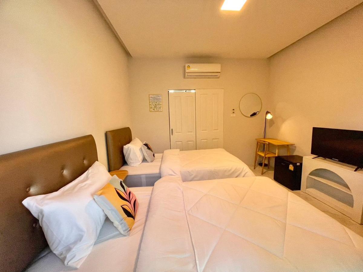 Sky View Home And Hostel Chiangmai เชียงใหม่ ภายนอก รูปภาพ