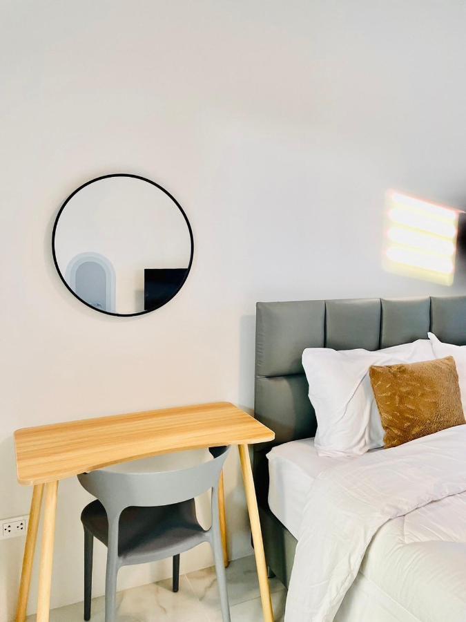 Sky View Home And Hostel Chiangmai เชียงใหม่ ภายนอก รูปภาพ