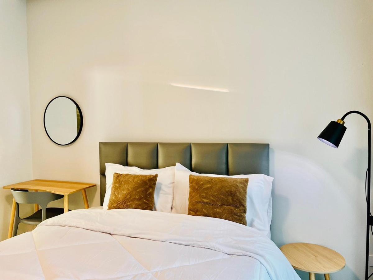 Sky View Home And Hostel Chiangmai เชียงใหม่ ภายนอก รูปภาพ