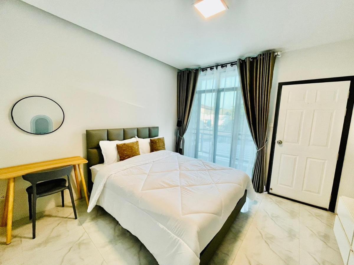 Sky View Home And Hostel Chiangmai เชียงใหม่ ภายนอก รูปภาพ