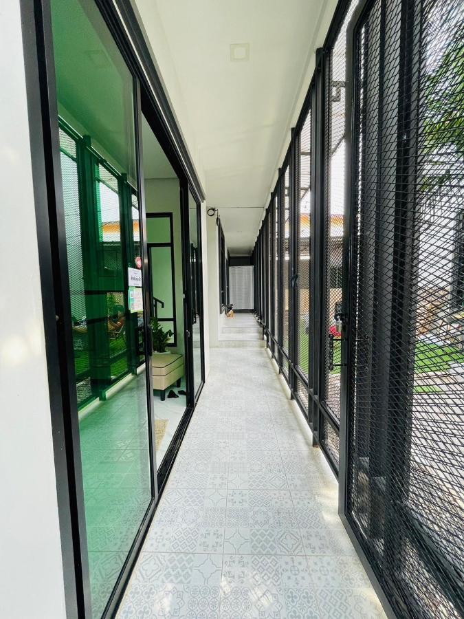 Sky View Home And Hostel Chiangmai เชียงใหม่ ภายนอก รูปภาพ