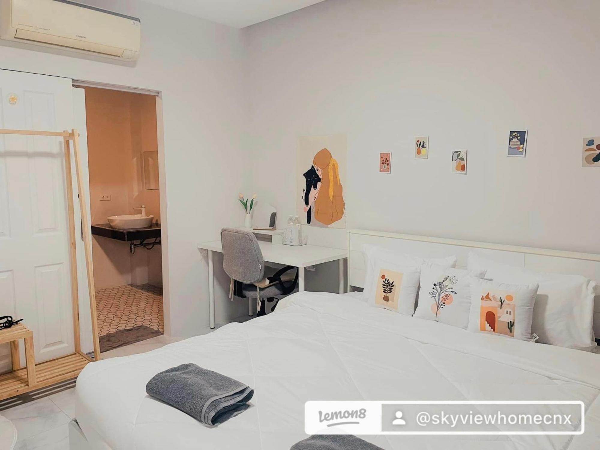 Sky View Home And Hostel Chiangmai เชียงใหม่ ภายนอก รูปภาพ